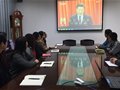 收看十九大开幕式